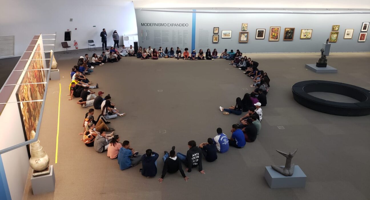 Plataforma conecta escolas a espaços culturais de Brasília Educação