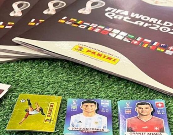 Personalize sua figurinha do álbum da Copa do Mundo FIFA 2022 no Conjunto Nacional Geral