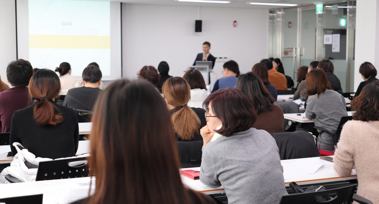 Embaixada dos EUA promove palestra virtual sobre empregabilidade para deficientes Eventos
