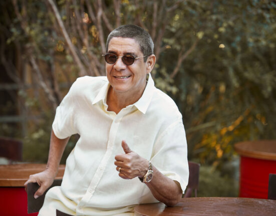 Zeca Pagodinho apresenta o show “Mais Feliz” no Centro de Convenções Ulysses Guimarães Cultura
