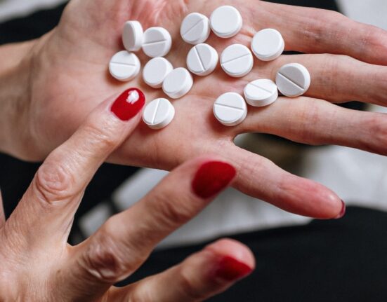 Pacientes trocam tarja preta por suplementos Colunismo Social