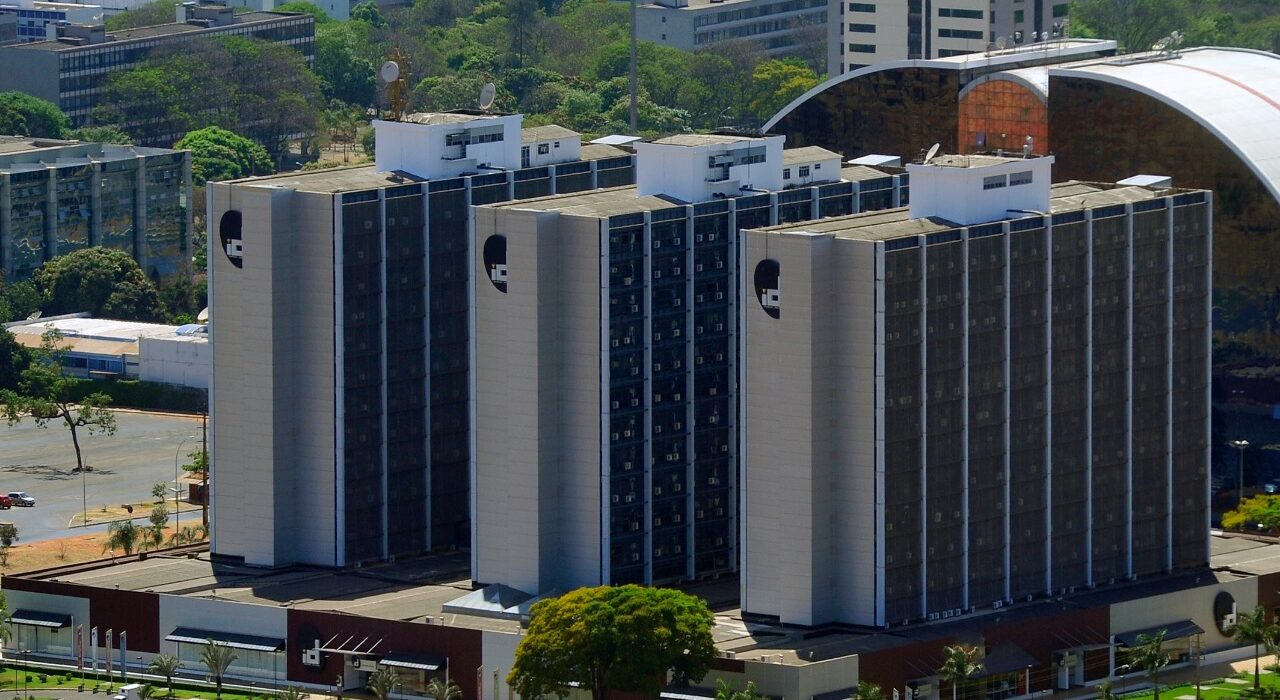 Copa do Mundo e Quinzena Black movimentam o Shopping ID Geral