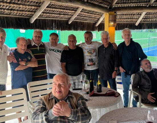 Almoço de Confraternização Colunismo Social