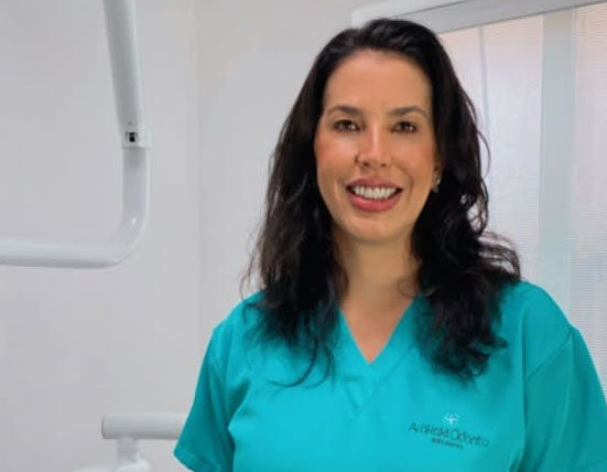 Dentista viraliza na imprensa com dicas de como tratar os dentes Música