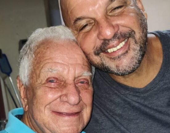 Homenagem Colunismo Social