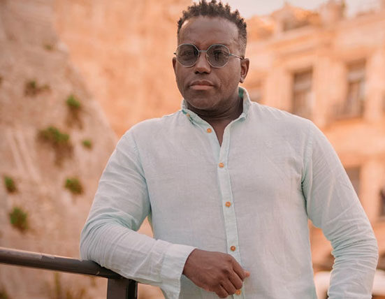 Jairo Bonfim lança “O Tempo Voa”, canção integrante do projeto “Todah 10 Anos em Israel” Música