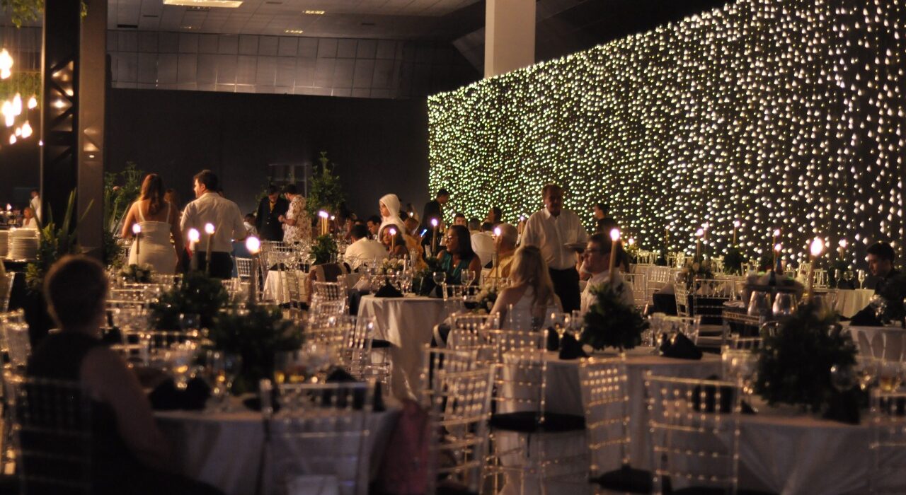 Réveillon Jaó traz inovação com show de luzes e atração surpresa Réveillon