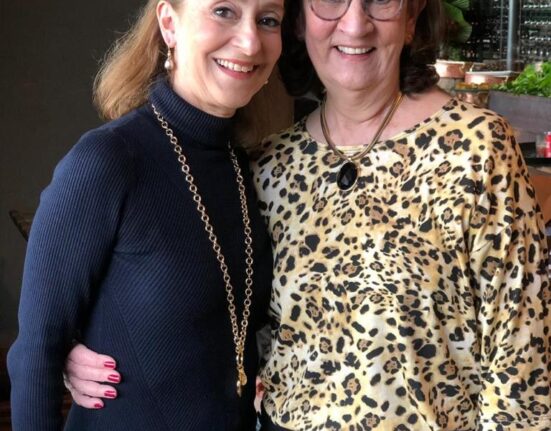 Livro conta a história da Companhia Brasileira de Ballet Geral