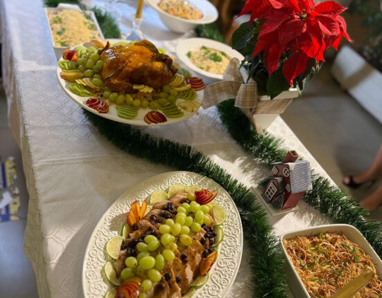 Grupo Maison inova e oferece opção de menu para ceia de Natal e Réveillon, as tradicionais sobremesas e uma linha de presentes natalinos Geral
