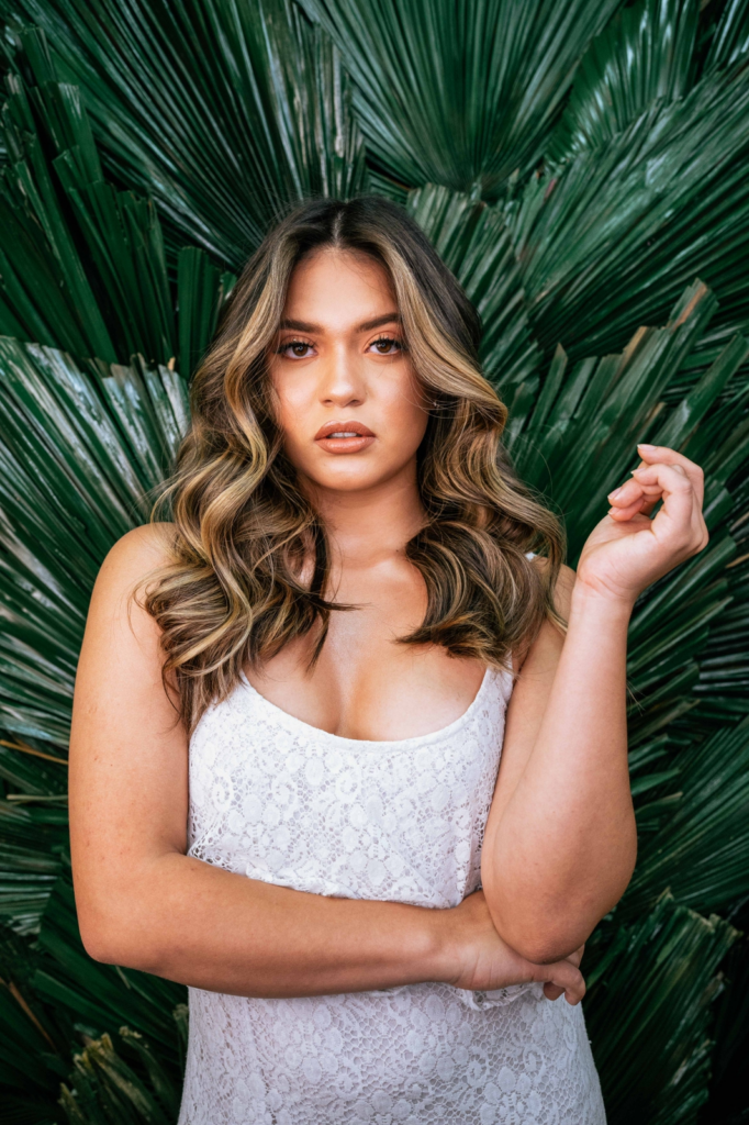 Nuances exclusivas que foram desenvolvidas pelos profissionais do salão e por Bruno Oliver, além de makes que enaltecem a beleza feminina Beleza