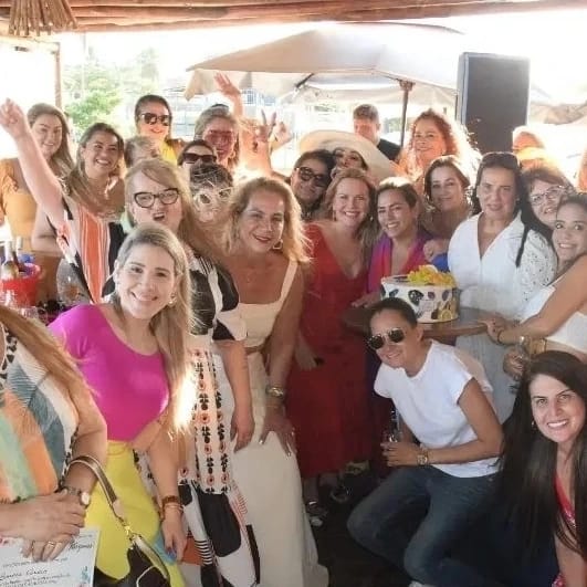 Ana Monteiro comemora aniversário com High Society de Maceió Colunismo Social