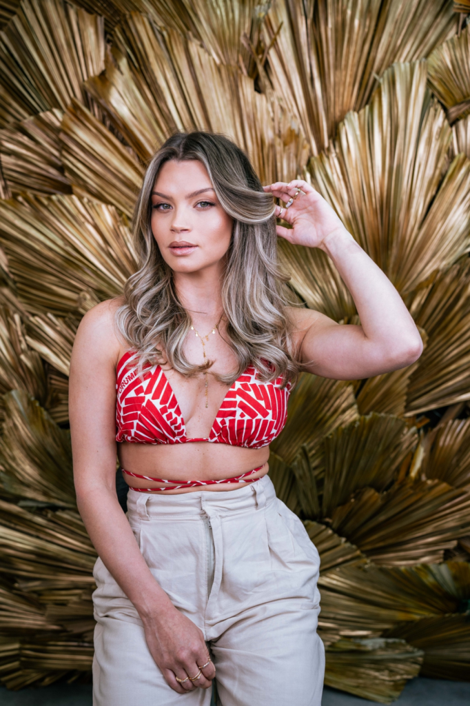 Nuances exclusivas que foram desenvolvidas pelos profissionais do salão e por Bruno Oliver, além de makes que enaltecem a beleza feminina Beleza