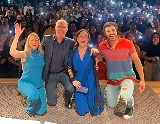 Elenco de “Nunca desista de seus sonhos” comemora sucesso na estreia de temporada no RJ Beleza