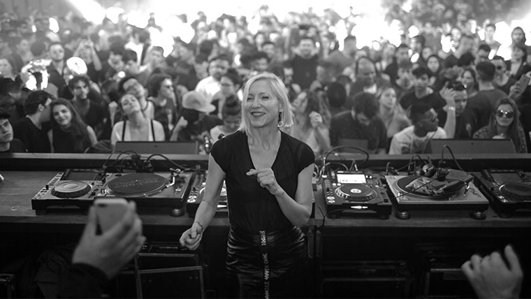 Em evento inédito, CAOS traz Ellen Allien ao Rio de Janeiro claudelopes