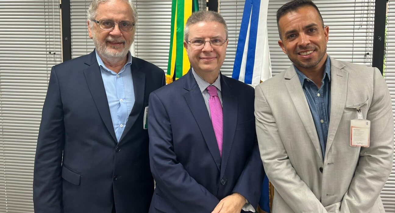 O CONFIES em Brasília Colunismo Social