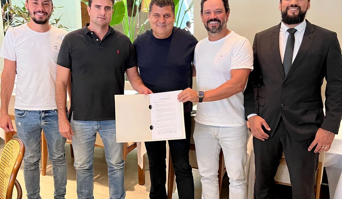 Empresários Goianos, Juliano Carrilho e Wander de Oliveira assumem gestão do Parque de Exposição Agropecuária em Goiânia Colunismo Social