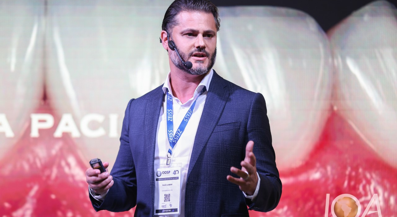 Rildo Lasmar palestra em Congresso Internacional de Odontologia e projeta viagem a Dubai Colunismo Social
