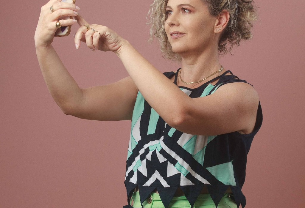 Especialista explica como a presença digital ajuda políticos a ganharem as eleições Notícias