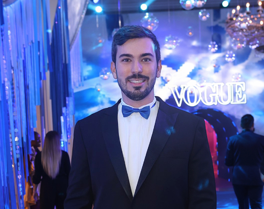 RP Alan Victor prestigia o Baile da Vogue 2023 Educação