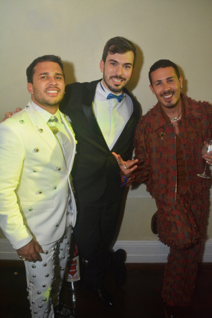 RP Alan Victor prestigia o Baile da Vogue 2023 Colunismo Social