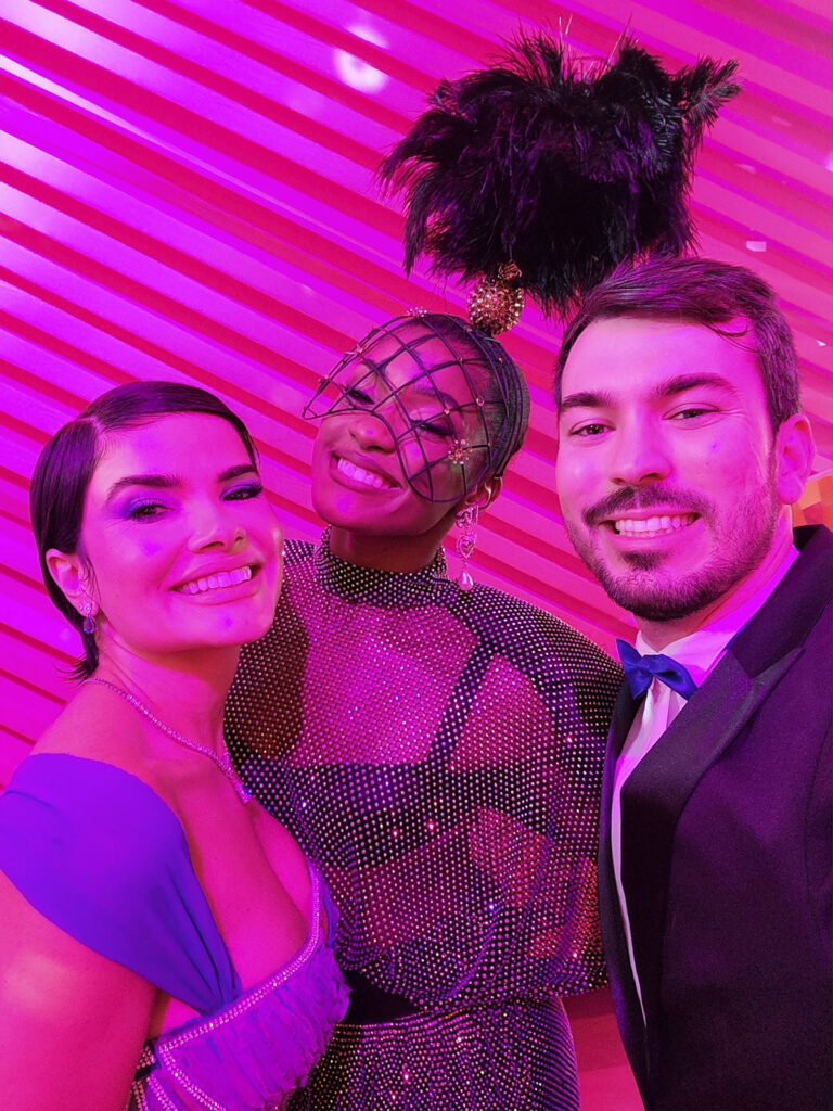 RP Alan Victor prestigia o Baile da Vogue 2023 Colunismo Social