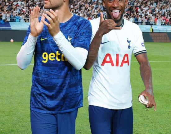 Tottenham: apesar da posição, lateral brasileiro se destaca como jogador com mais ações ofensivas e nenhuma falta cometida em jogo da Premier League Esporte