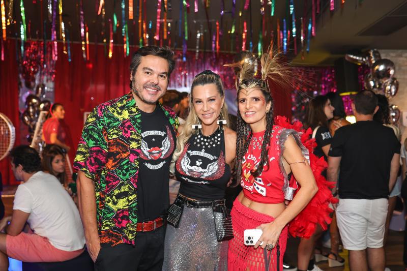 Baile do Gueri-Gueri reuniu sociedade paulistana no movimentado Carnaval 2023 de SP Colunismo Social
