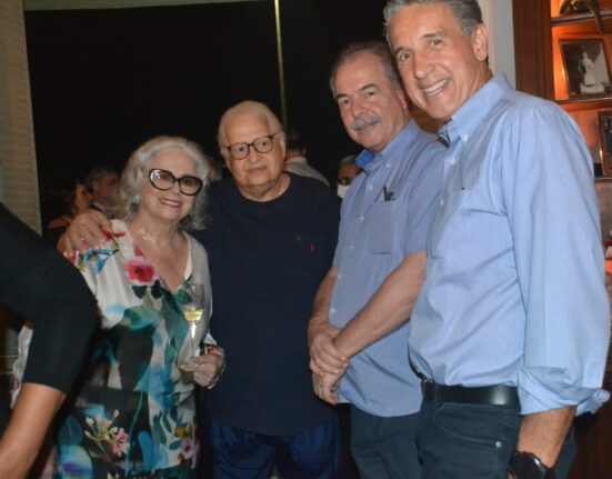 O jantar de Hilde e Francis Bogossian para o casal Aloizio Mercadante Colunismo Social