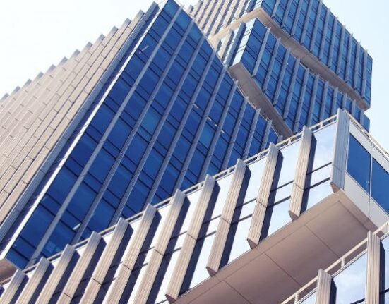 Aumento da ocupação Colunismo Social