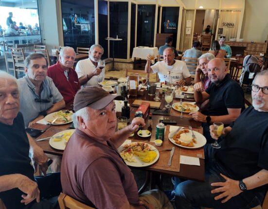 Almoço de quarta-feira Colunismo Social