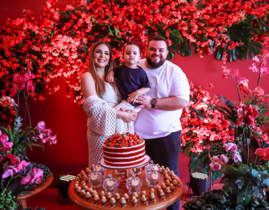 Dr. Ady Reis comemora aniversário com celebração luxuosa em Goiânia Música