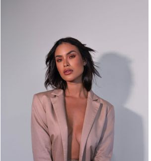 Sarah Andrade fala sobre procedimentos estéticos: "Sou a favor, mas com muito equilíbrio e bom senso" Celebridades