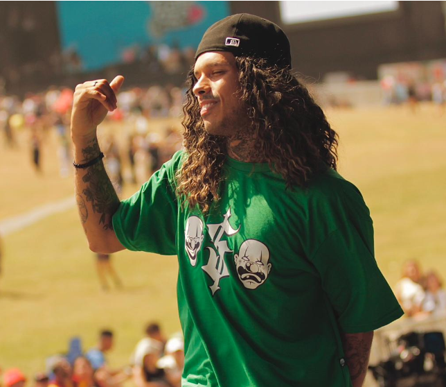 Vitão se apresenta no Lollapalooza Música