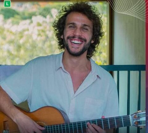 Theo Bial, no Teatro Cesgranrio Colunismo Social