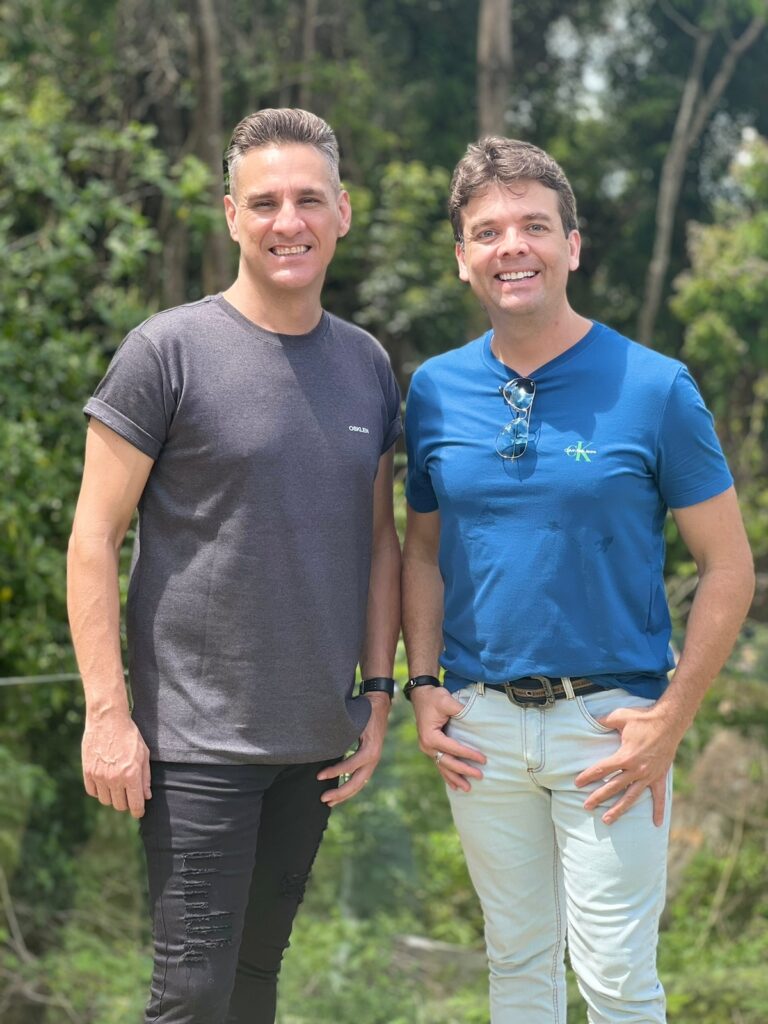 Henrique & Hernane, Pitwawa e Liga Joe dividem palco do bar Cerrado Cervejaria Eventos