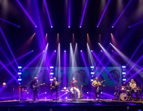 Roupa Nova dá show de musicalidade em São Paulo com estreia de projeto intimista Música