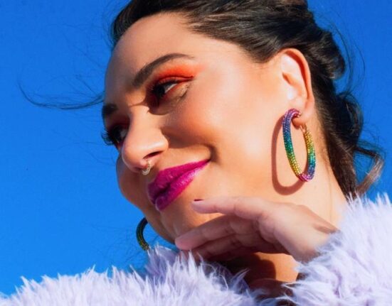 Naiá faz apresentação especial no City Lights Saúde