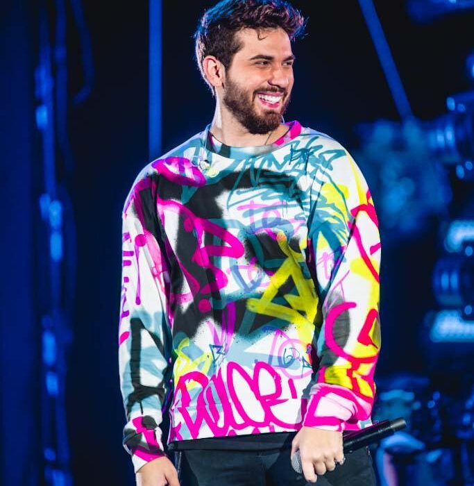 Gustavo Mioto inicia turnê 'Conexão' com show no 'Vibra São Paulo' Eventos