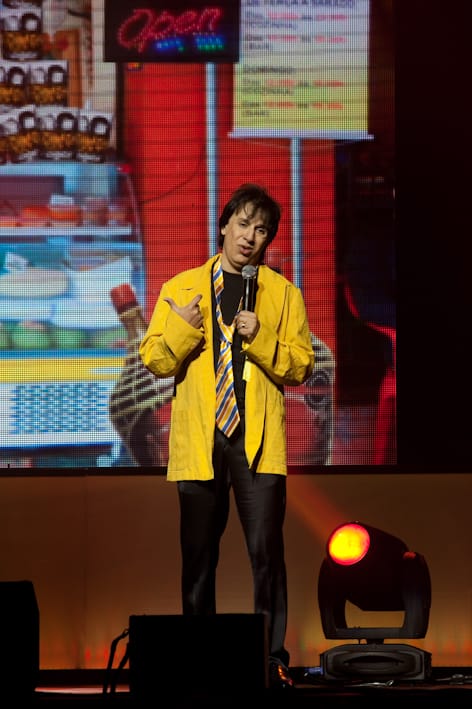 Centro de Convenções Chico Anysio estreia com show de Tom Cavalcante Eventos