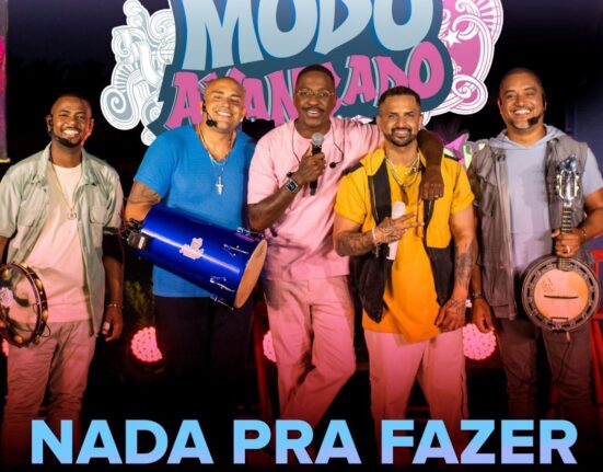 Clareou e Mumuzinho cantam juntos em “Nada Pra Fazer” Colunismo Social