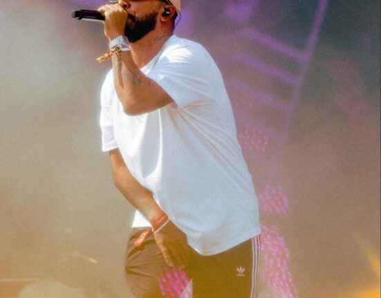 Rashid, enfim, sobe ao palco do Lollapalooza Brasil e sai do evento com um dos shows mais elogiados da edição Eventos