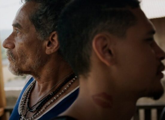 Noites Alienígenas: premiado filme nacional ganha seu primeiro trailer Colunismo Social