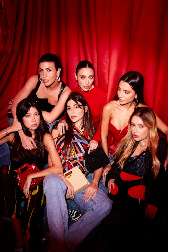 Ferragamo promove evento para chegada da coleção SS23 Moda