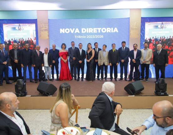Agos reconhece supermercados e fornecedores com Prêmio Carrinho de Ouro Notícias