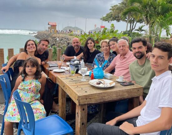 Comemoração Colunismo Social