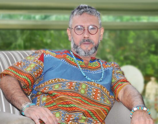 Exposição de Fábio Seabra Colunismo Social