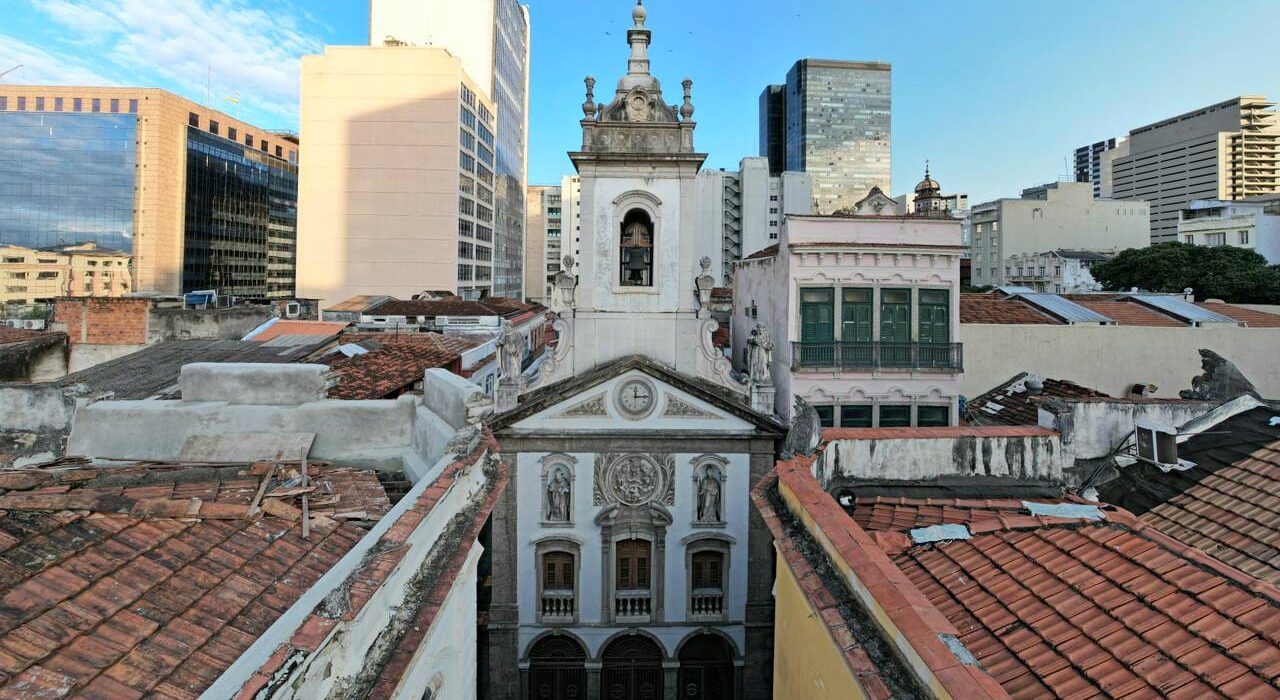 Limpeza e Organização Colunismo Social