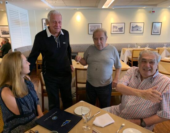 Almoço no Iate Colunismo Social