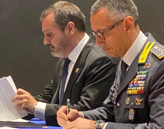 Primeiro acordo Guardia di Finanza italiana - Polícia Federal brasileira assinado em Brasília Colunismo Social