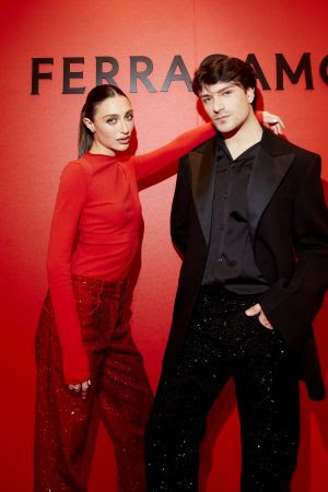 Ferragamo promove evento para chegada da coleção SS23 Moda